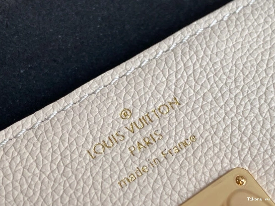 Affordable Vuitton Lockme Louis pouch 0823